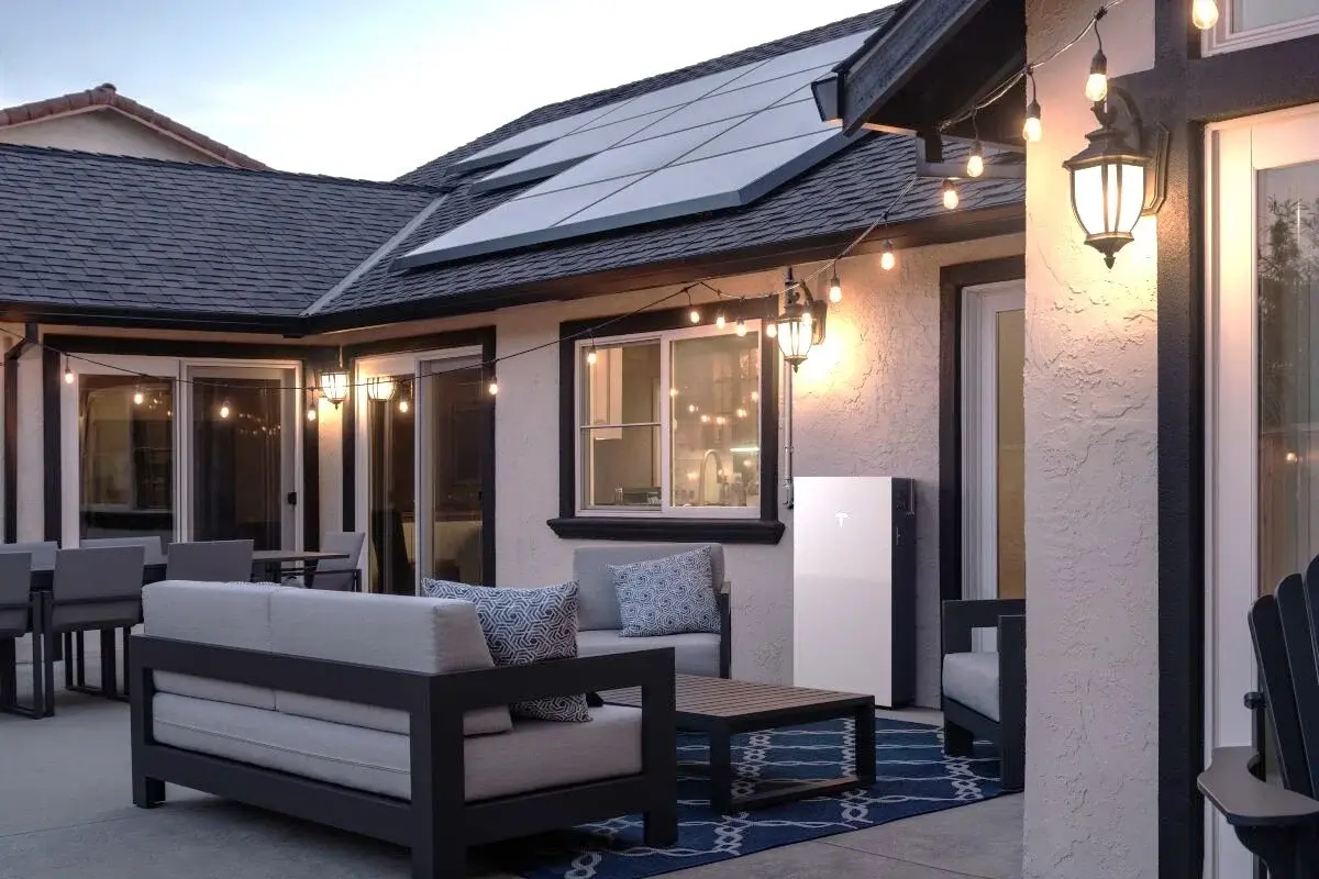 Residential solar panels battery
