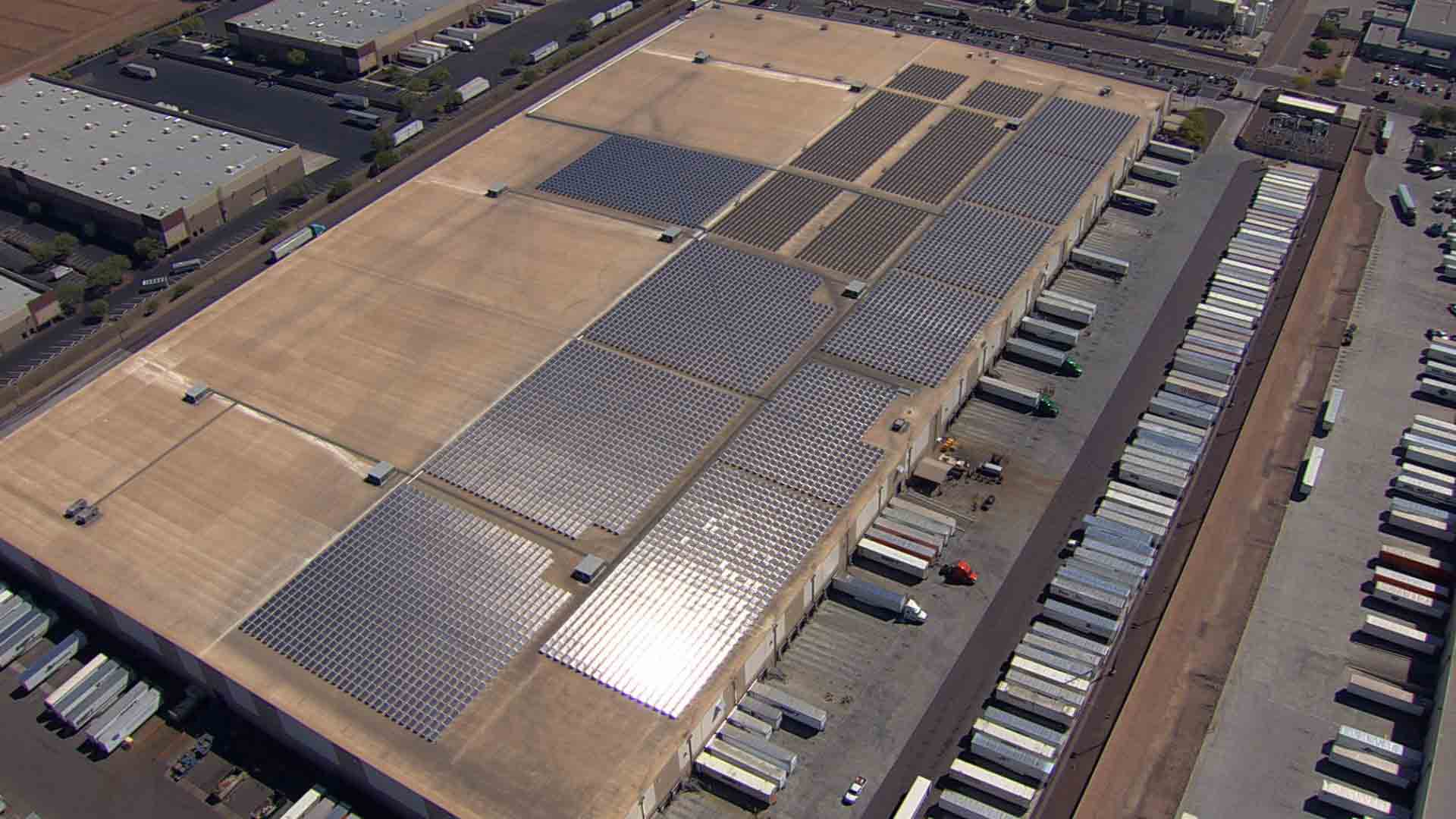 pepsi-building-with-sun-valley-solar-panels